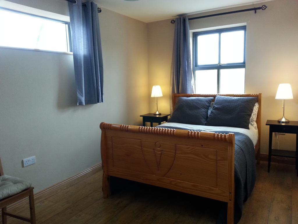 Blackberry Lodge Accommodation Doolin Phòng bức ảnh