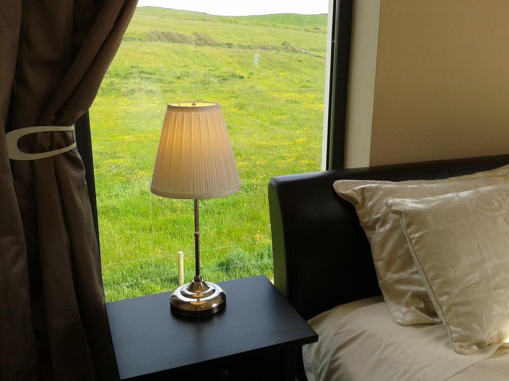 Blackberry Lodge Accommodation Doolin Phòng bức ảnh