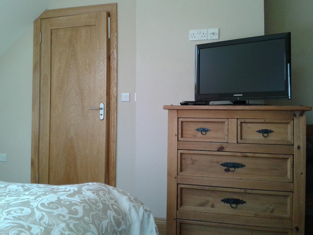 Blackberry Lodge Accommodation Doolin Phòng bức ảnh